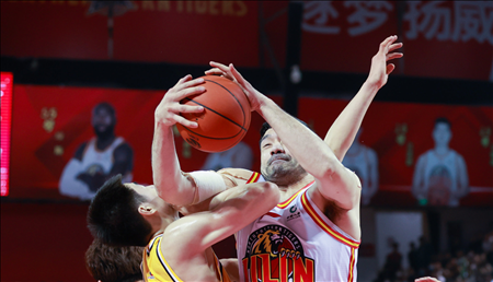 NBA	2024-02-24 11:30	湖人VS马刺集锦