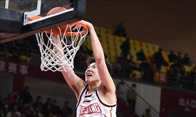 nba高清直播雨燕