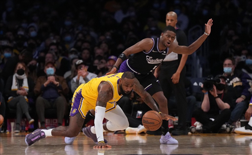 nba直播CCTV