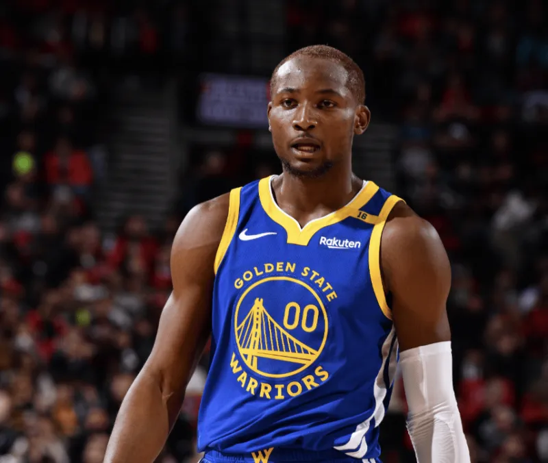 2025-2026赛季NBA库明加经纪人：3年7520万或2年4500万，改成球员选项就接受