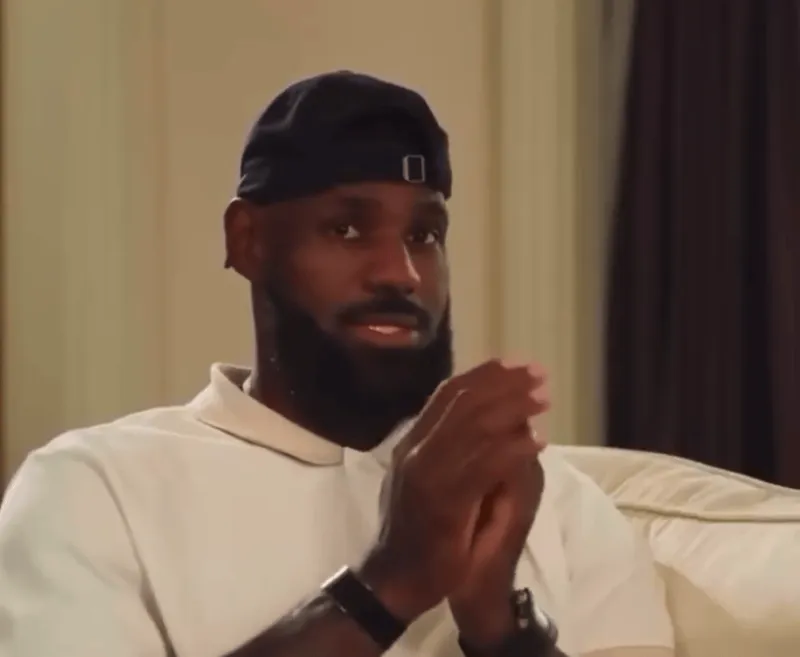 2025-2026赛季NBA詹姆斯:我的卡里就几千块钱,我破产了,全靠孩子们养我