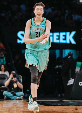 nba免费直播高清观看来球飞鹰