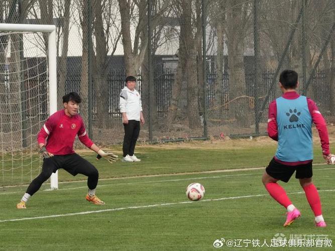 中甲集锦：2024年10月19日辽宁铁人VS广州队全场比赛视频集锦