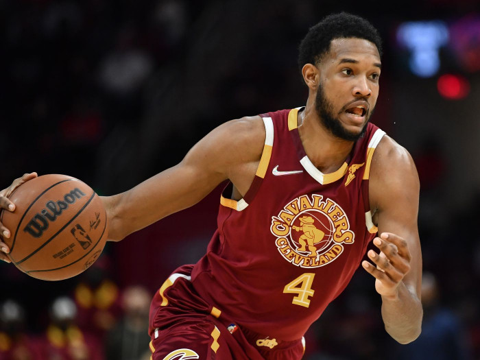 nba今日勇士比赛直播视频