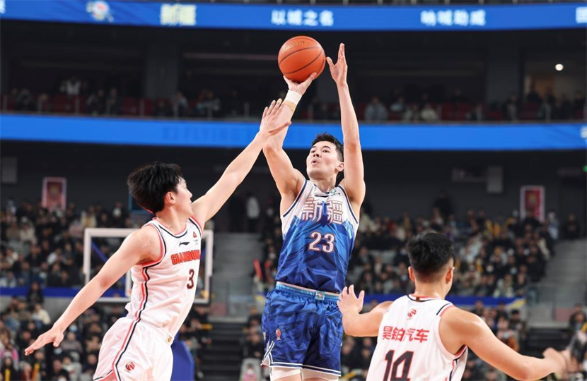 CBA回放：2025年03月31日新疆伊力特VS北京控股全场比赛视频回放