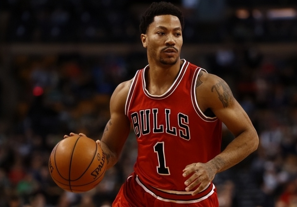 詹姆斯盛赞罗斯：传奇永不落幕，他的名字将永远载入史册