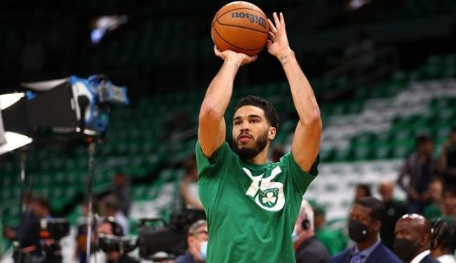 塔特姆归队波士顿，苦练投篮再现三分神技