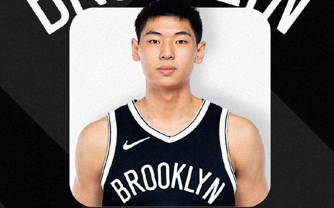 崔永熙赛场拼搏！全场8分33秒，虽2投0中但贡献1分2篮板