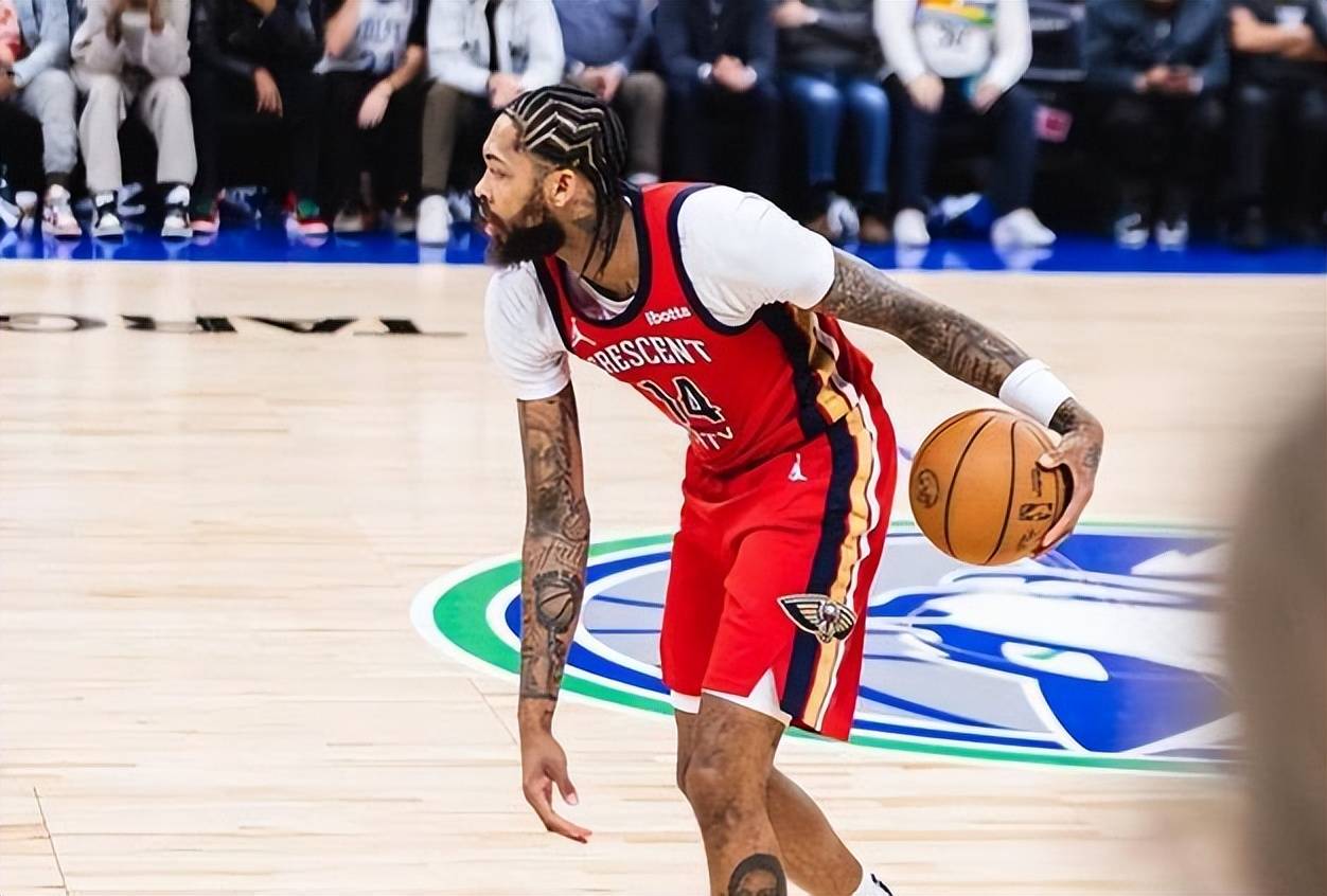 英格拉姆攻守兼备，24分5篮板助队取胜，9助攻展现组织才华